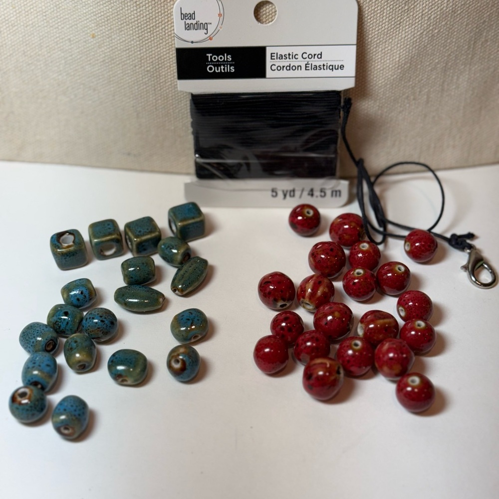 Small lot of Red & Blue/Green Beads Charm Kit
